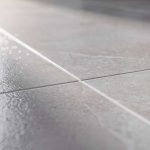 Joints de carrelage noircis : 5 méthodes efficaces pour les ravoir comme neufs